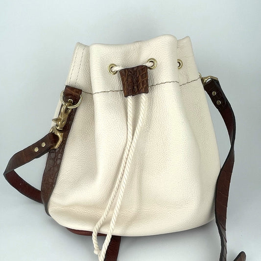 Alli Chic Bucket Bag