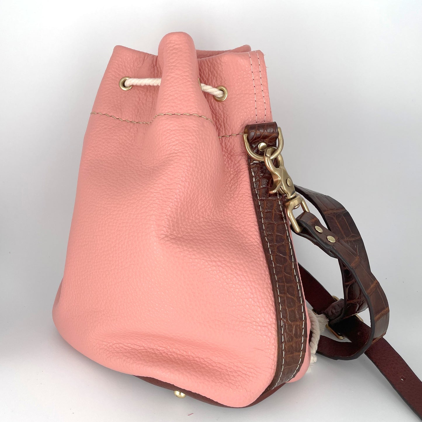 Alli Chic Bucket Bag